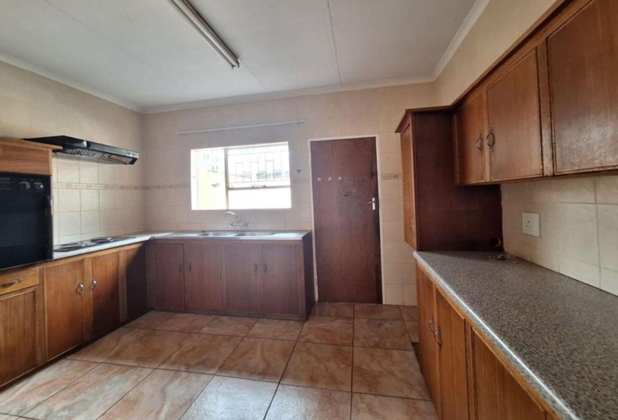 3 Bedroom Property for Sale in Potchefstroom North West